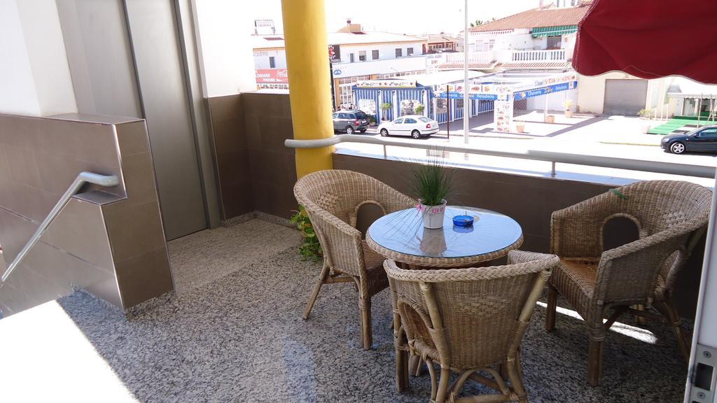 Pension Los Cisnes Puerto de Mazarrón Exterior foto