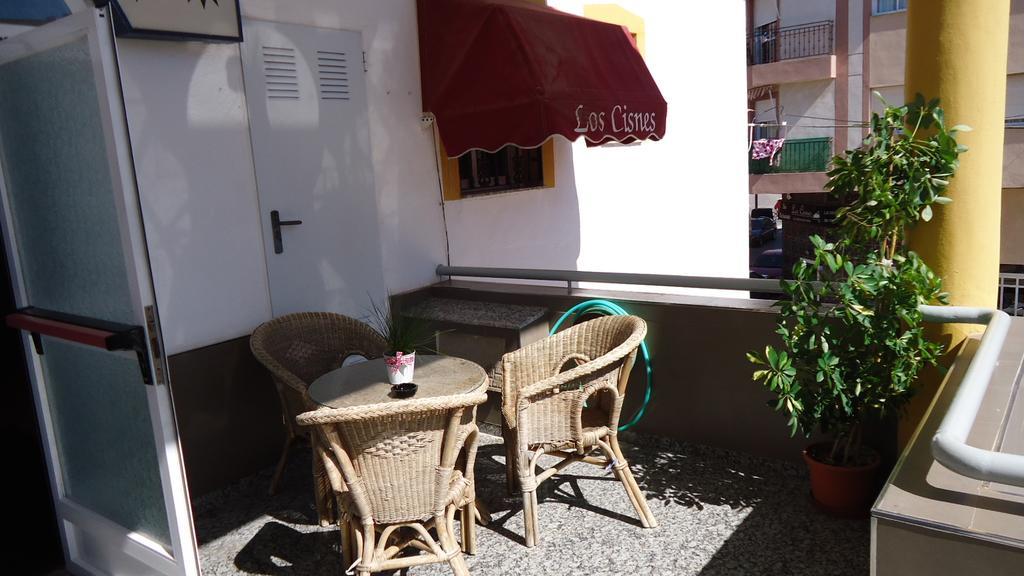 Pension Los Cisnes Puerto de Mazarrón Exterior foto